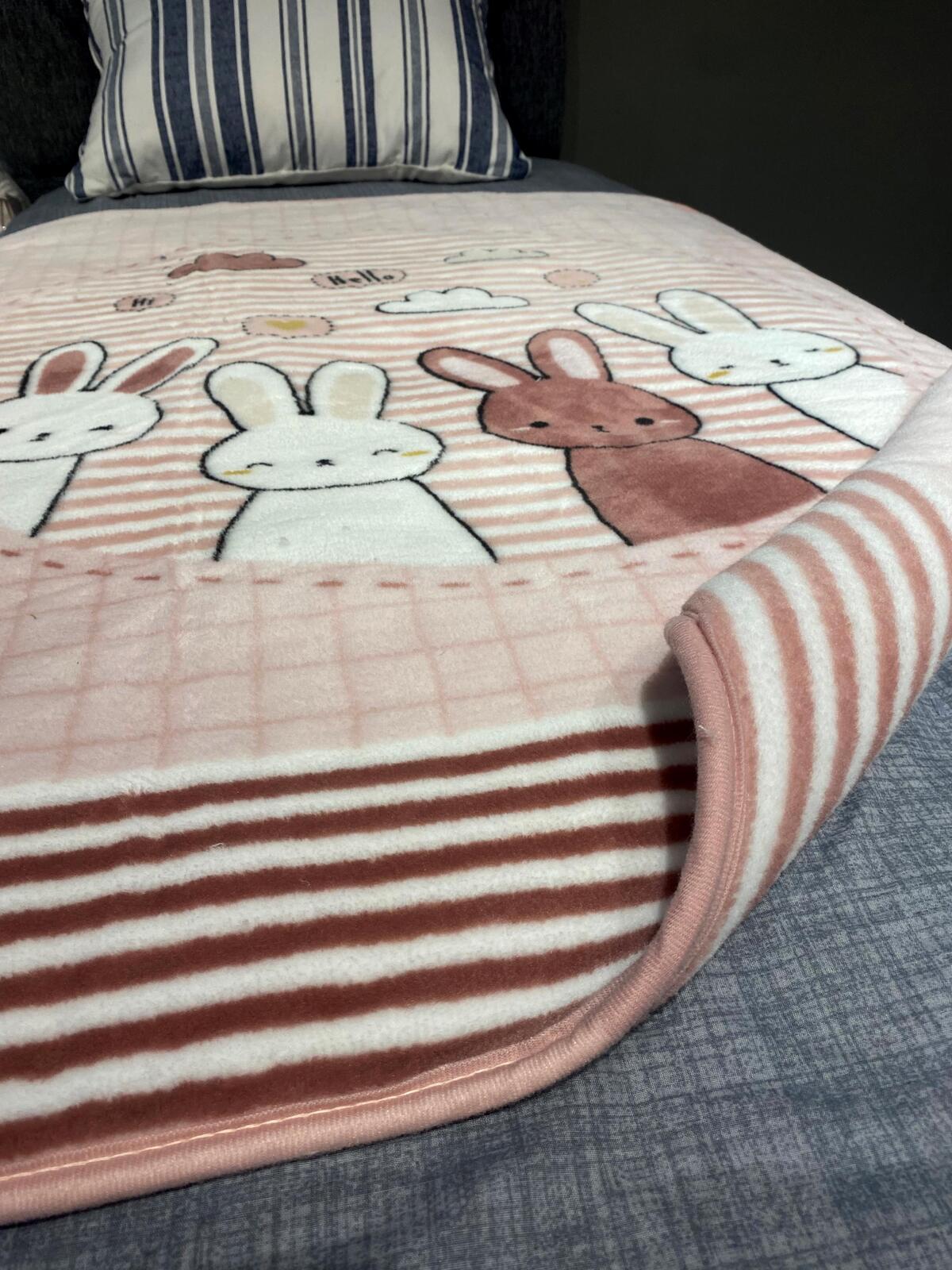 Özdilek Nt Bebek Battaniyeli Rf. Hello Rabbit Pembe