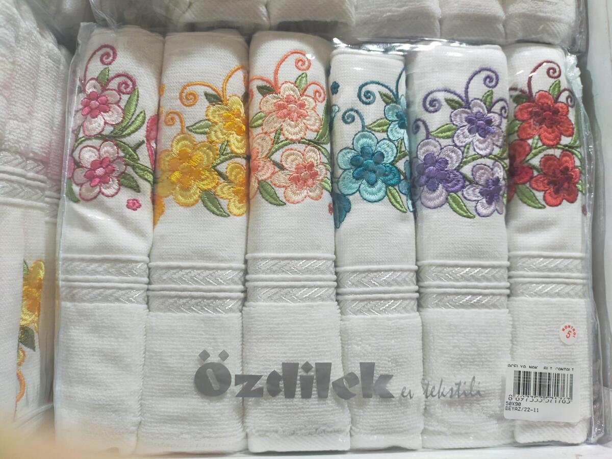 Özdilek Havlu 50*90 6Lı Çantalı Nakışlı Açelya 22-06 Multicolor