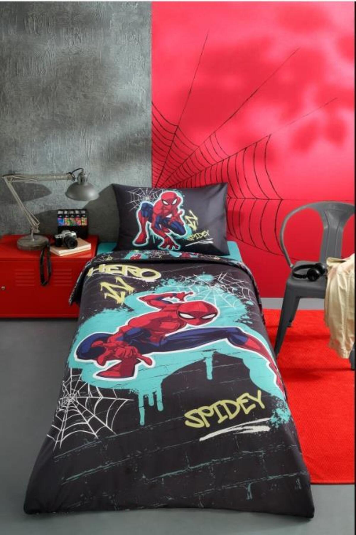 Özdilek Nevresim Takımı Tek Kişilik Ranforce Lisanslı Spiderman Street Gri